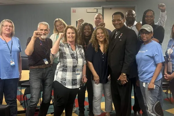 Claude Visits Kentucky Call Center