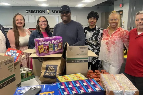 CWA Local 4009 Members and Retirees Feed Hungry Kids