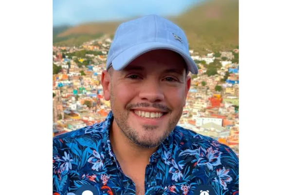 CWA District 9 Staff Representative and Staff Steward Robert Longer