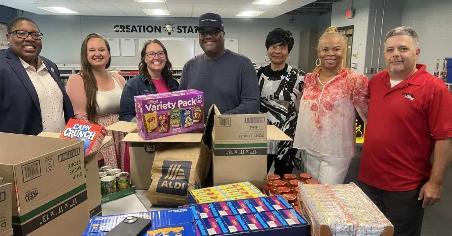 CWA Local 4009 Members and Retirees Feed Hungry Kids