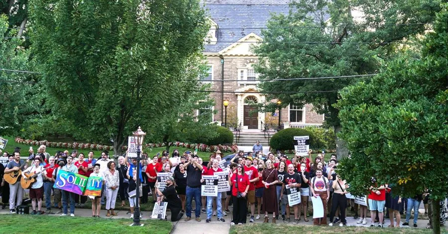 PPG Strikers and Allies Rally at Block House