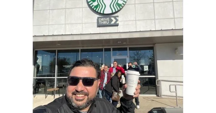 20220217enews_starbucks_solidarity-og.jpg